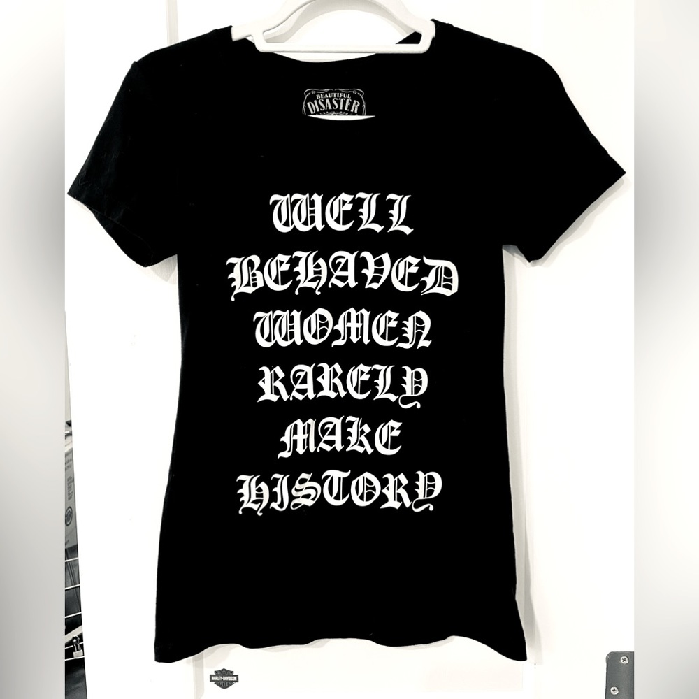 Beautiful Disaster black t-shirt - size small